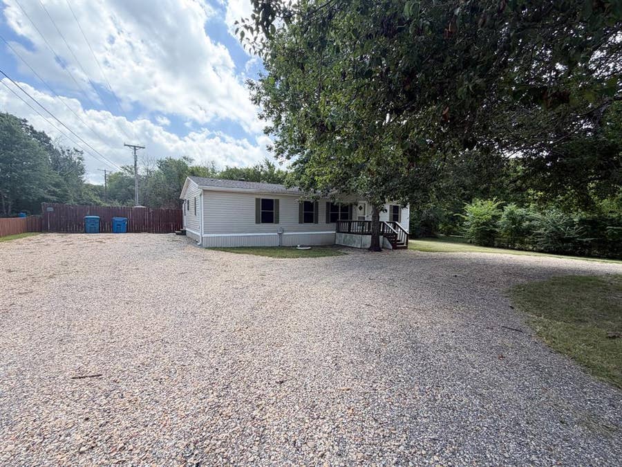 Property photo for 102 Acres Loop, Gun Barrel City, TX