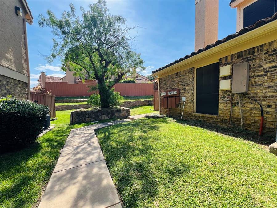 Property photo for 4220 Madera Road, Irving, TX