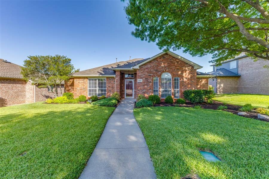 Property photo for 1202 Harvard Lane, Allen, TX