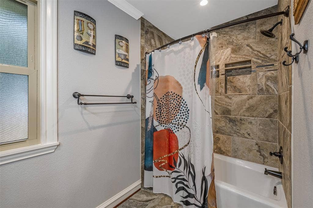 17594 Carol Circle, Flint, TX 75762