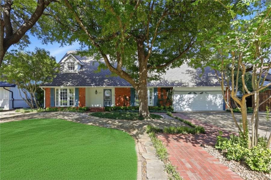 Property photo for 107 Shadywood Lane, Richardson, TX