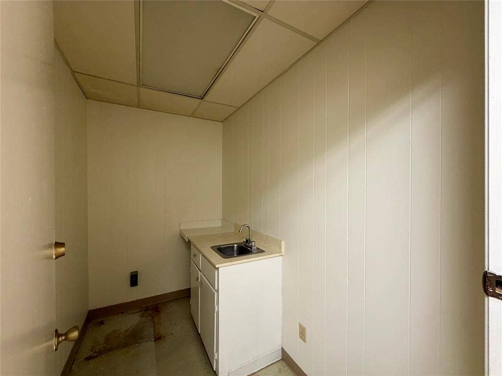 606 S SEVEN POINTS Boulevard, #7, Seven Points, TX 75143