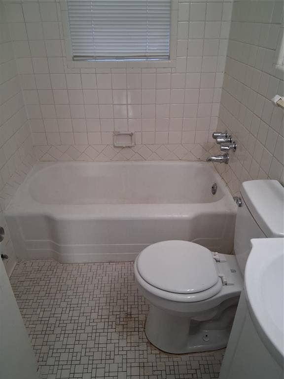 3019 Avon Street, #3019, Dallas, TX 75211 3019 Avon Street, #3019, Dallas, TX 75211