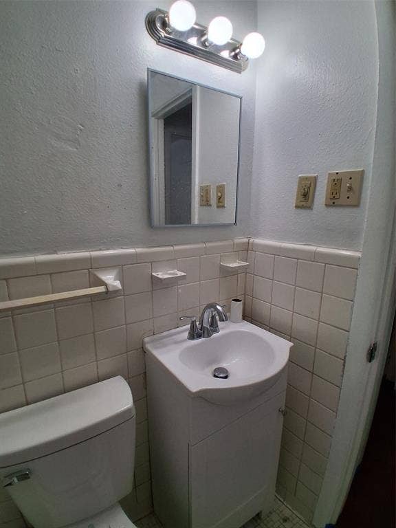 3019 Avon Street, #3019, Dallas, TX 75211 3019 Avon Street, #3019, Dallas, TX 75211