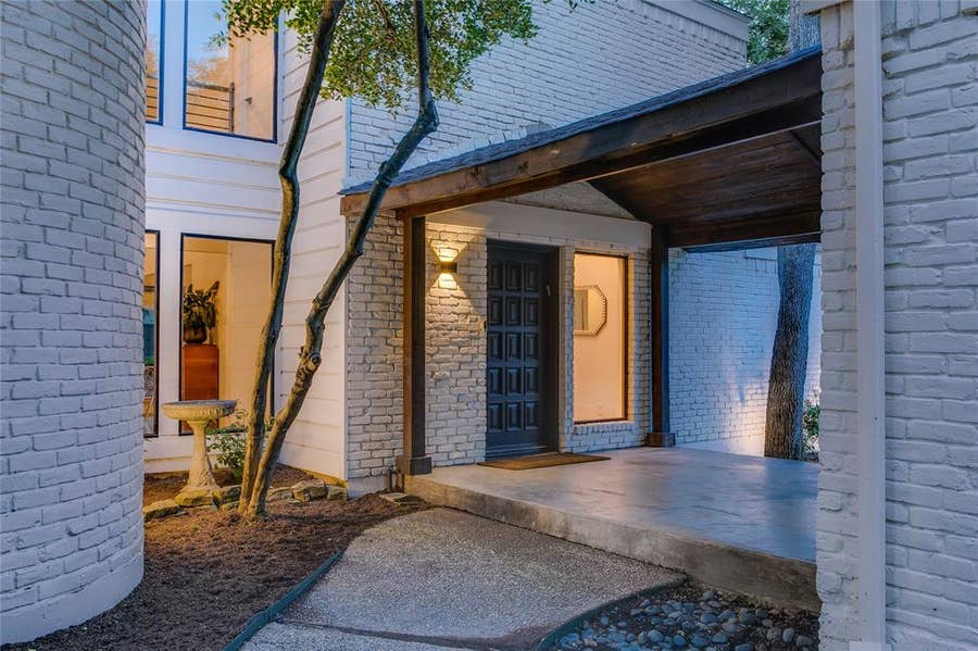 Property photo for 6815 Woodmark Court, Dallas, TX