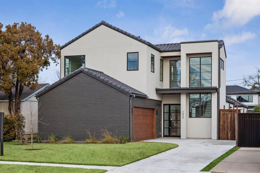Property photo for 7526 Kenwell Street, Dallas, TX
