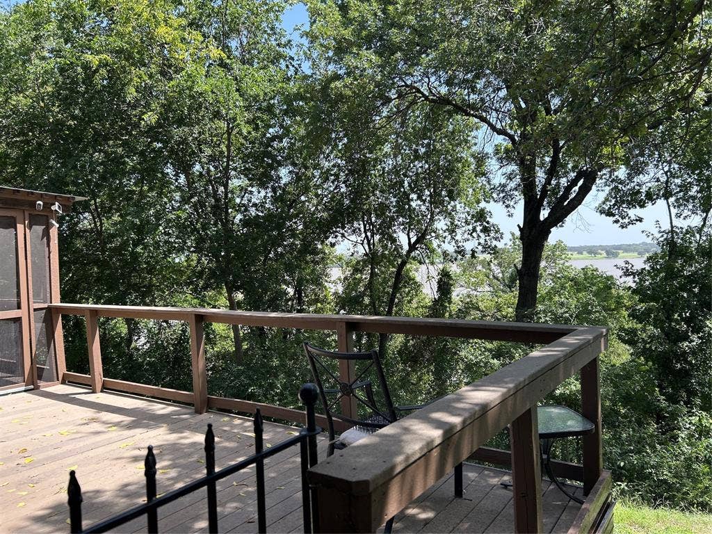 2546 Rockcliff Court, Granbury, TX 76048 2546 Rockcliff Court, Granbury, TX 76048