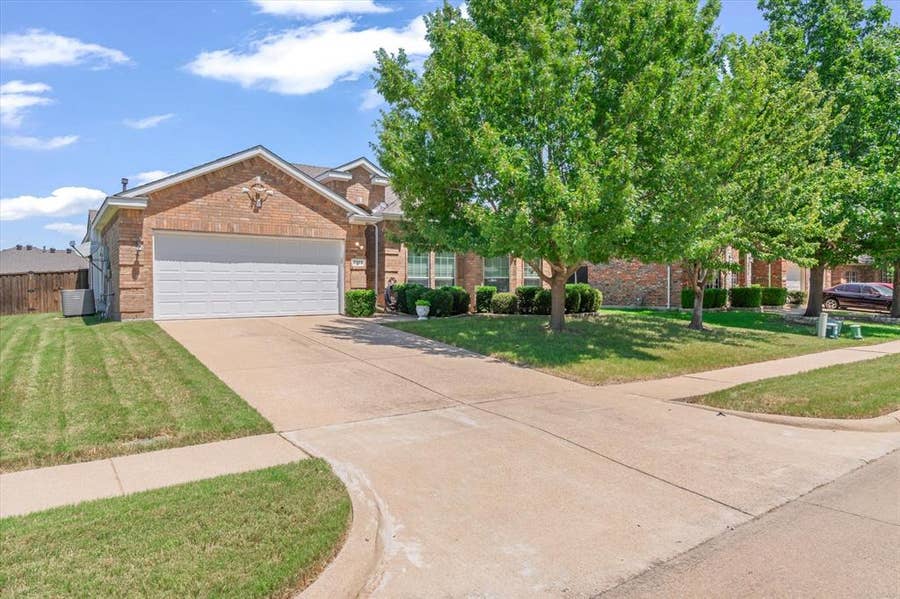 Property photo for 2114 Pecan Ridge Drive, Forney, TX