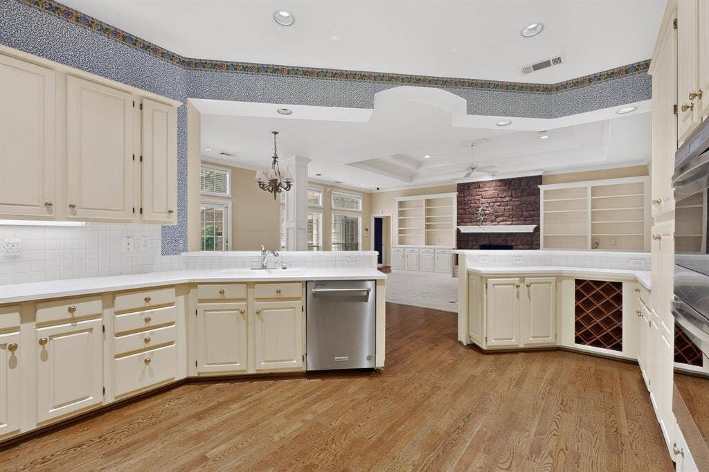 5434 Preston Fairways Circle, Dallas, TX 75252 5434 Preston Fairways Circle, Dallas, TX 75252