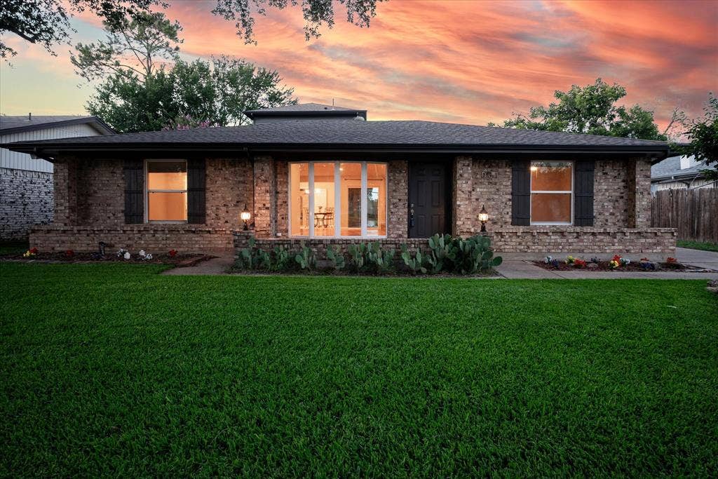 Welcome Home to your private lake oasis!