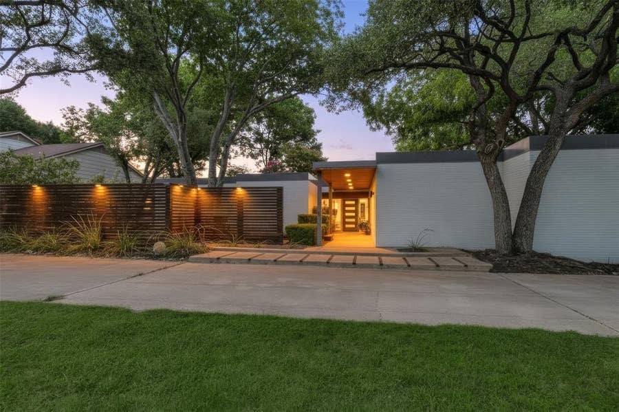 Property photo for 6652 Talbot Parkway, Dallas, TX