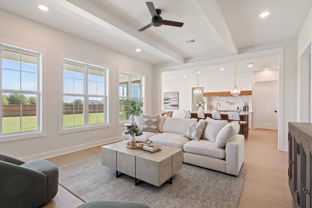 931 Fawn Drive, McGregor, TX 76657 931 Fawn Drive, McGregor, TX 76657