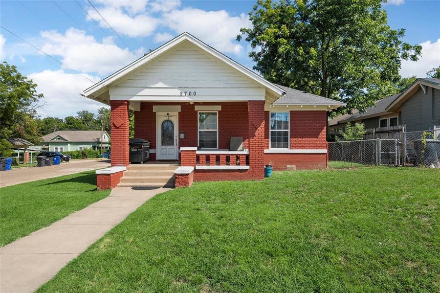 Property photo for 2700 Cole Avenue, Waco, TX
