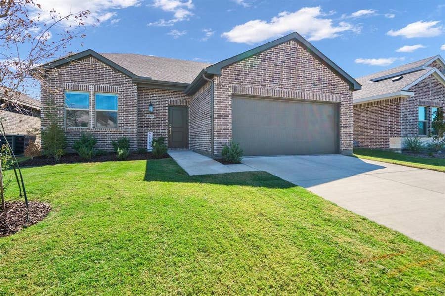 Property photo for 2608 Ontario Drive, Seagoville, TX