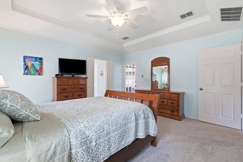 642 Eagle Drive, Coppell, TX 75019 Access to the patio off of the primary bedroom.