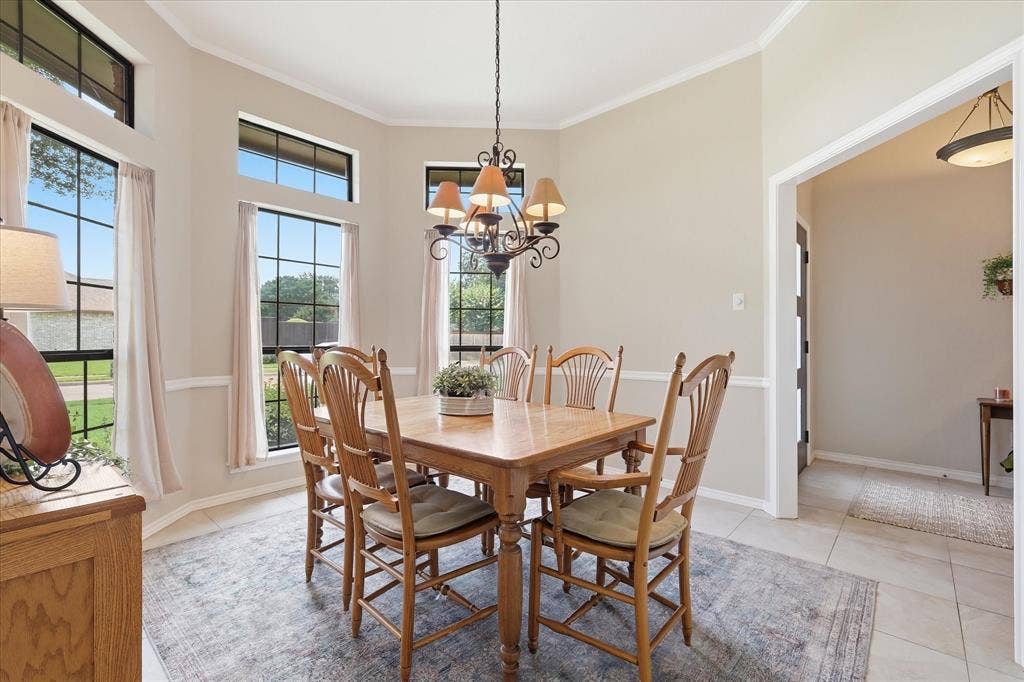 642 Eagle Drive, Coppell, TX 75019 Ready for your next holiday dinner.