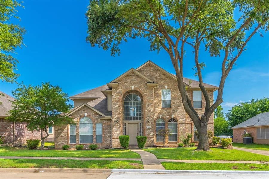 Property photo for 3234 Creek Meadow Lane, Garland, TX