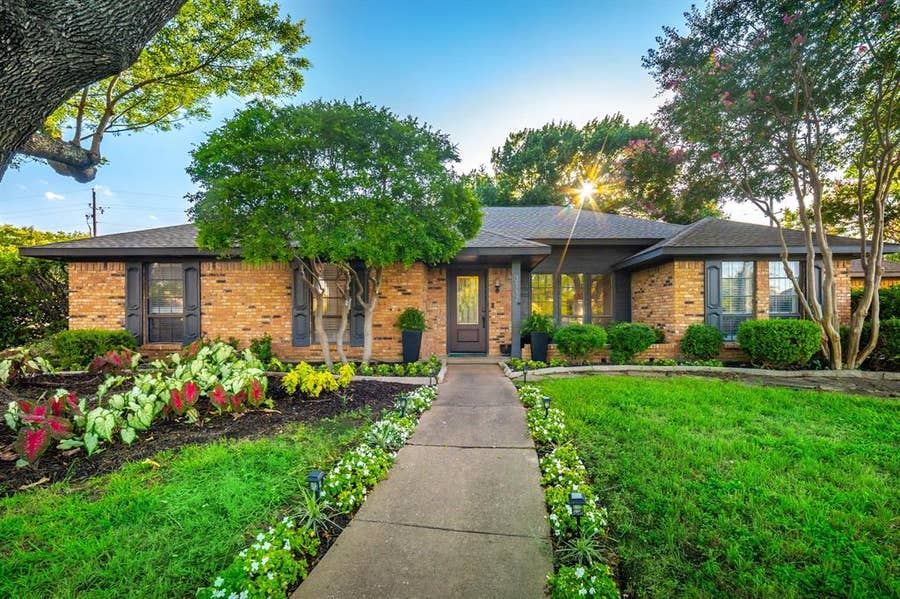 Property photo for 3117 Parkside Drive, Plano, TX