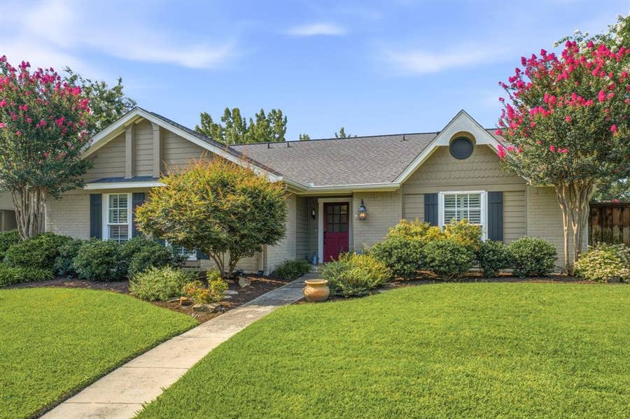 Property photo for 258 Creekside Lane, Coppell, TX