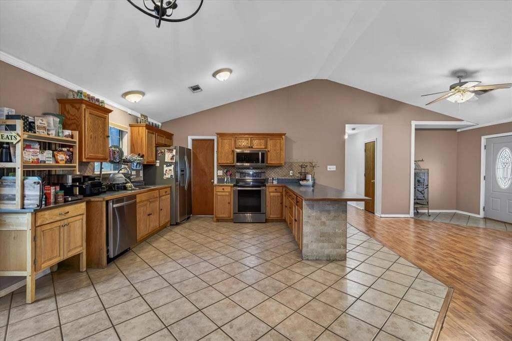 12281 County Road 2149, Kemp, TX 75143 12281 County Road 2149, Kemp, TX 75143