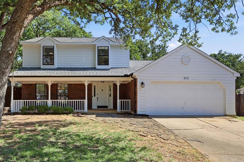 513 Fox Creek Court, Denton, TX 76209 Perfectly situated in a quiet cul de sac with a freshly painted front porch.