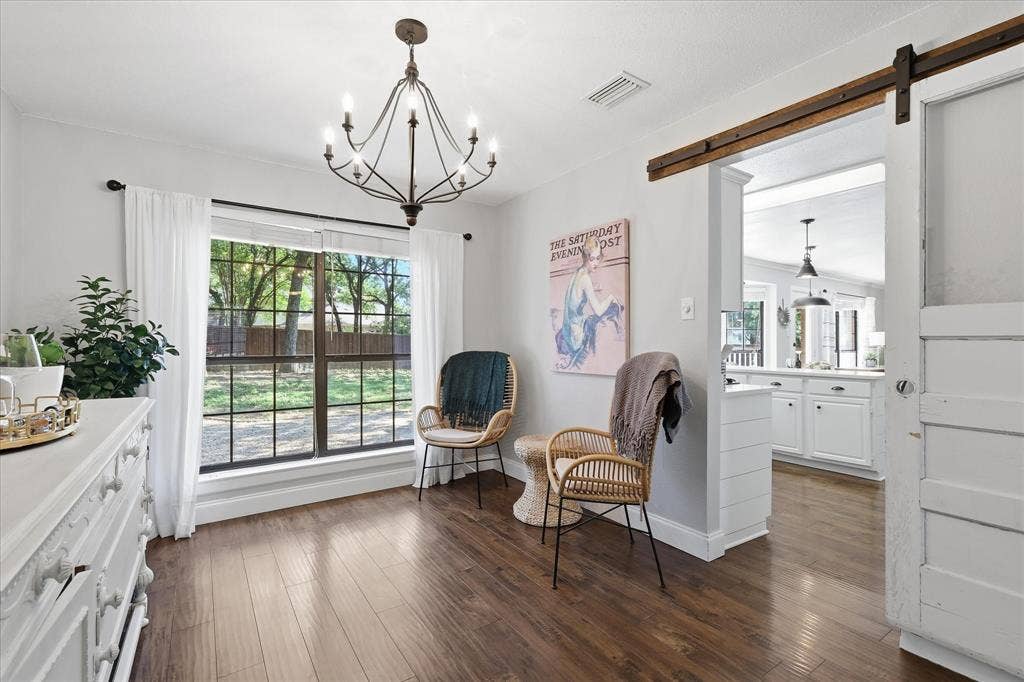 513 Fox Creek Court, Denton, TX 76209 Call Joanna Gaines. Someone stole her style!