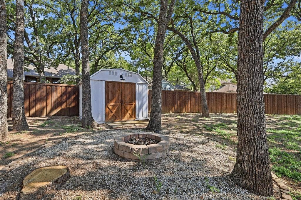 513 Fox Creek Court, Denton, TX 76209 Who needs to go camping when you can have a campfirefire in your backyard?