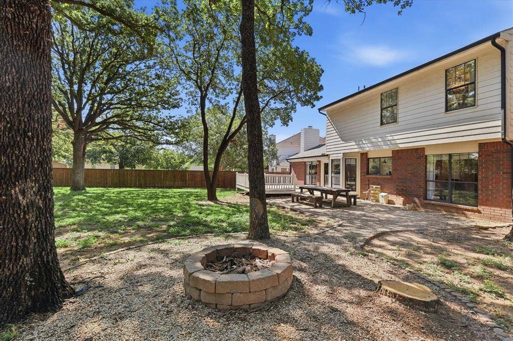 513 Fox Creek Court, Denton, TX 76209 Roast marshmallows here.
