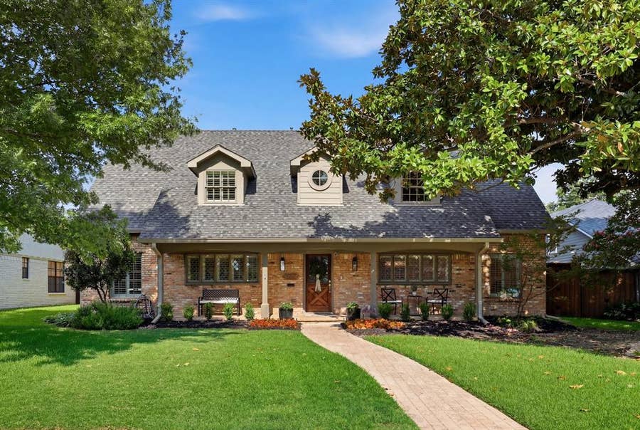 Property photo for 9677 Crestedge Drive, Dallas, TX