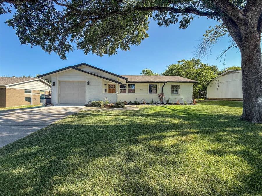 Property photo for 3061 Old North Road, Farmers Branch, TX
