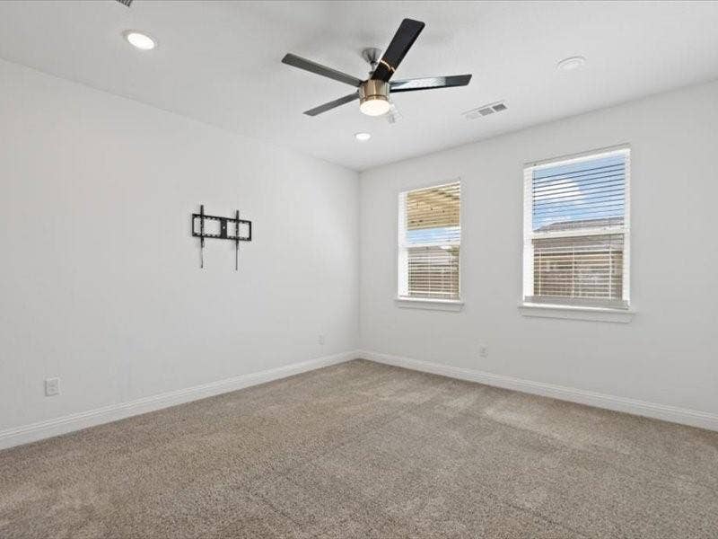 5528 Mesa Loop, Granbury, TX 76048 Primary Bedroom