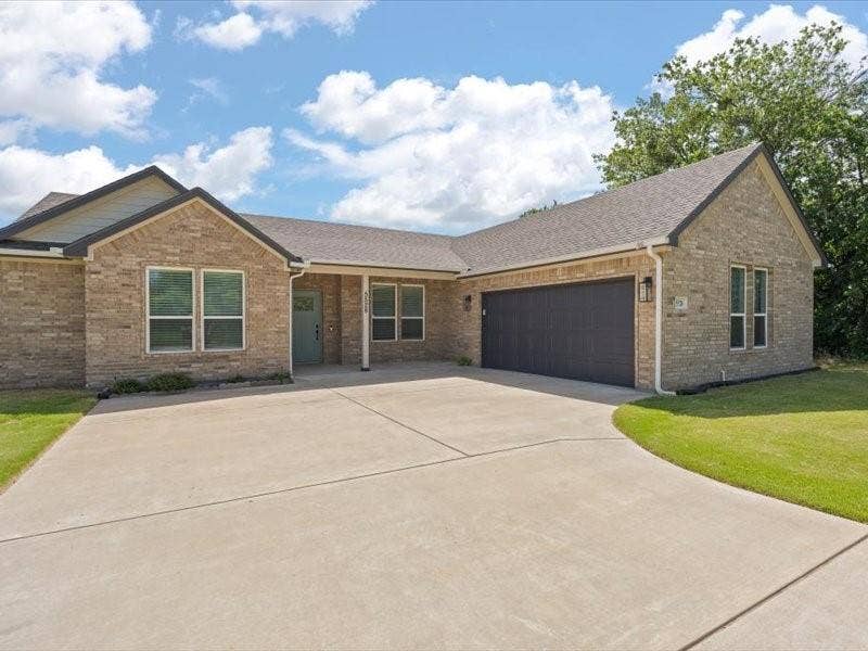 5528 Mesa Loop, Granbury, TX 76048 Street View