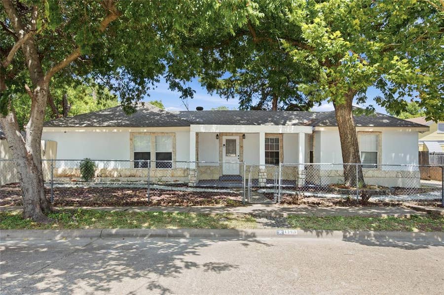 Property photo for 1143 Newport Avenue, Dallas, TX