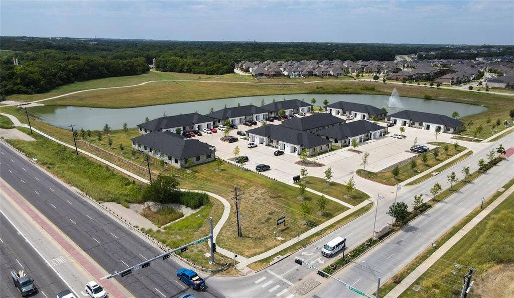 2001 Auburn Hills Parkway, #203, McKinney, TX 75071 2001 Auburn Hills Parkway, #203, McKinney, TX 75071