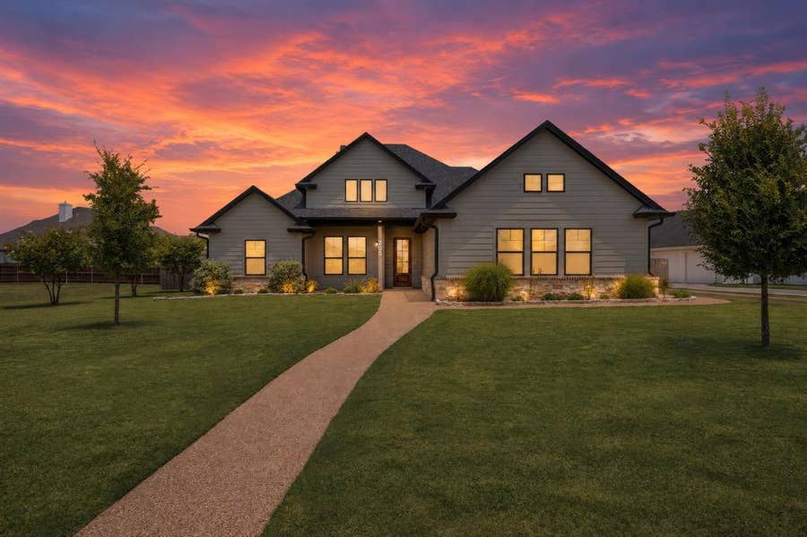 Property photo for 205 Champions Way, Waco, TX
