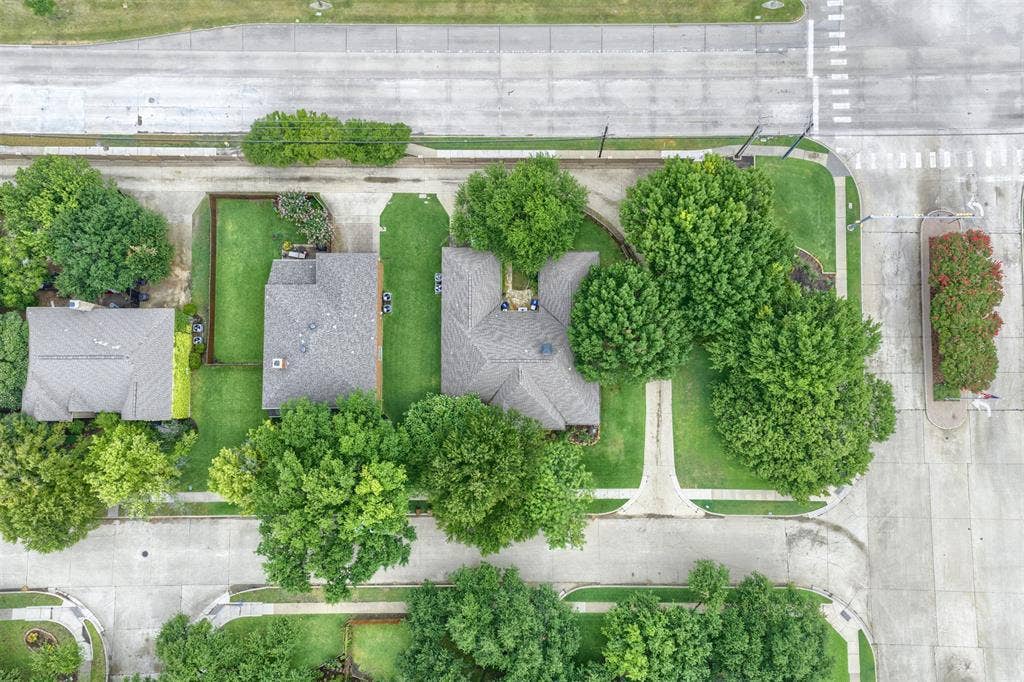1717 Whitney Drive, Richardson, TX 75082 1717 Whitney Drive, Richardson, TX 75082