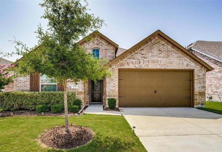 Property photo for 1532 Calcot Lane, Forney, TX