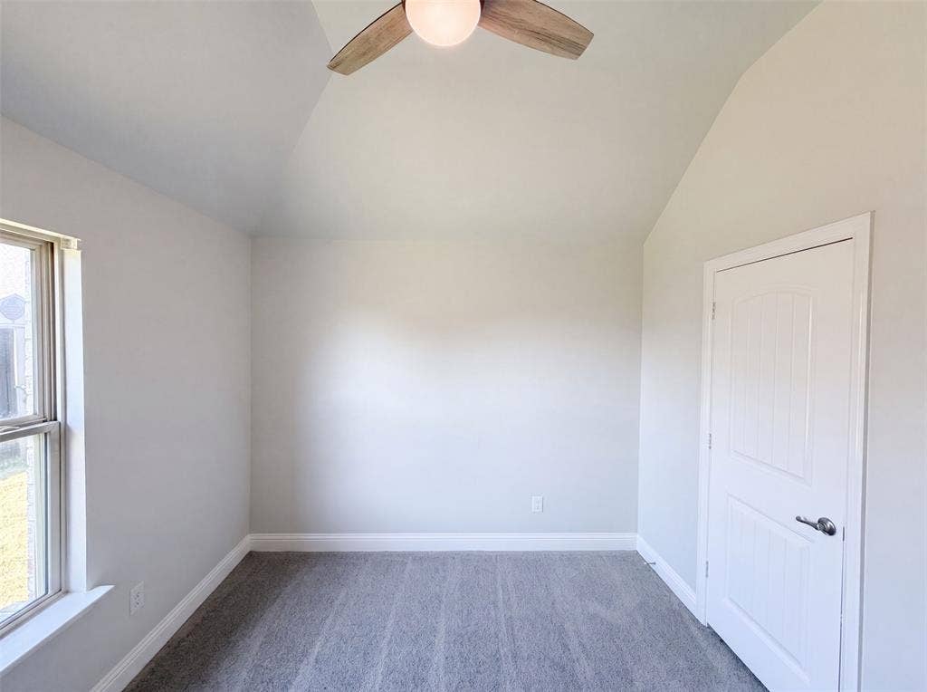 1530 Woodmere Drive, Krum, TX 76249 1530 Woodmere Drive, Krum, TX 76249
