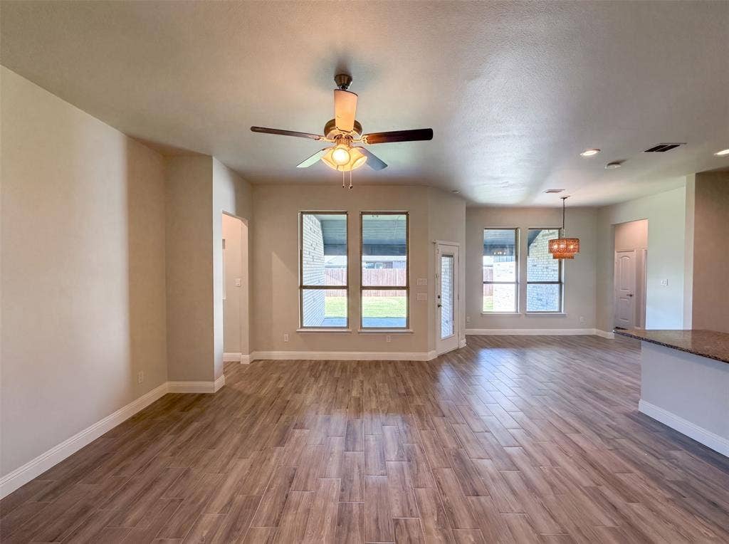1530 Woodmere Drive, Krum, TX 76249 1530 Woodmere Drive, Krum, TX 76249