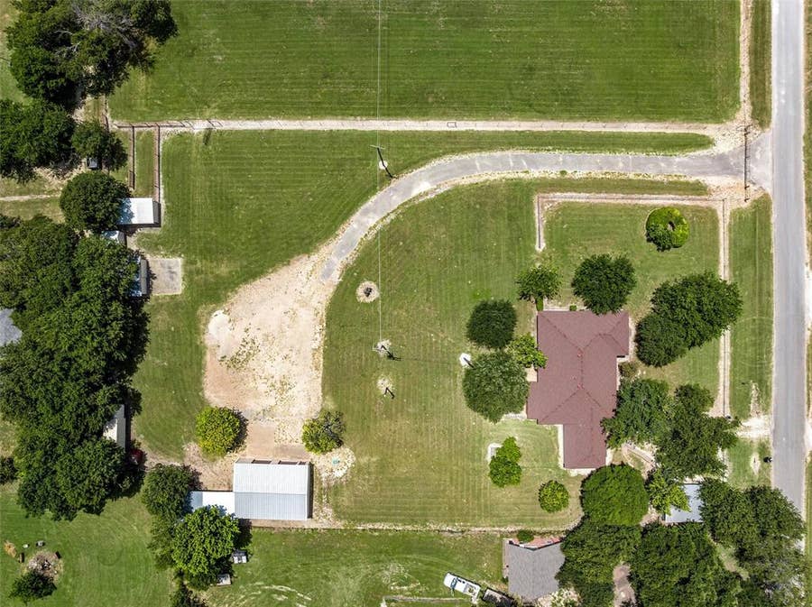 Property photo for 204 Christopher Drive, Bruceville Eddy, TX