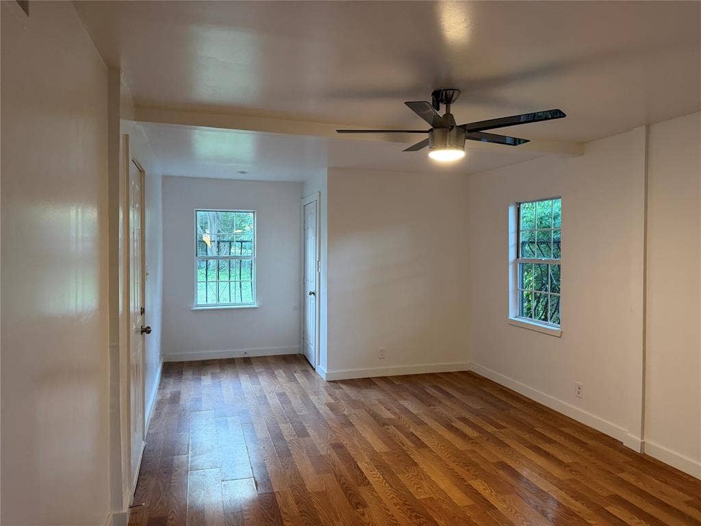 1060 Gardner Road, Austin, TX 78721 1060 Gardner Road, Austin, TX 78721