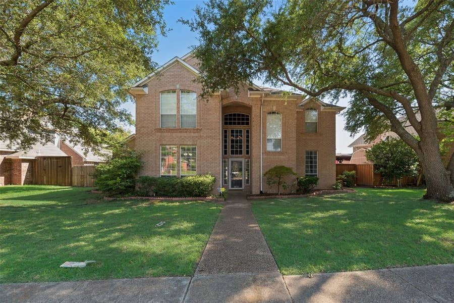 Property photo for 9018 Clearlake Drive, Rowlett, TX