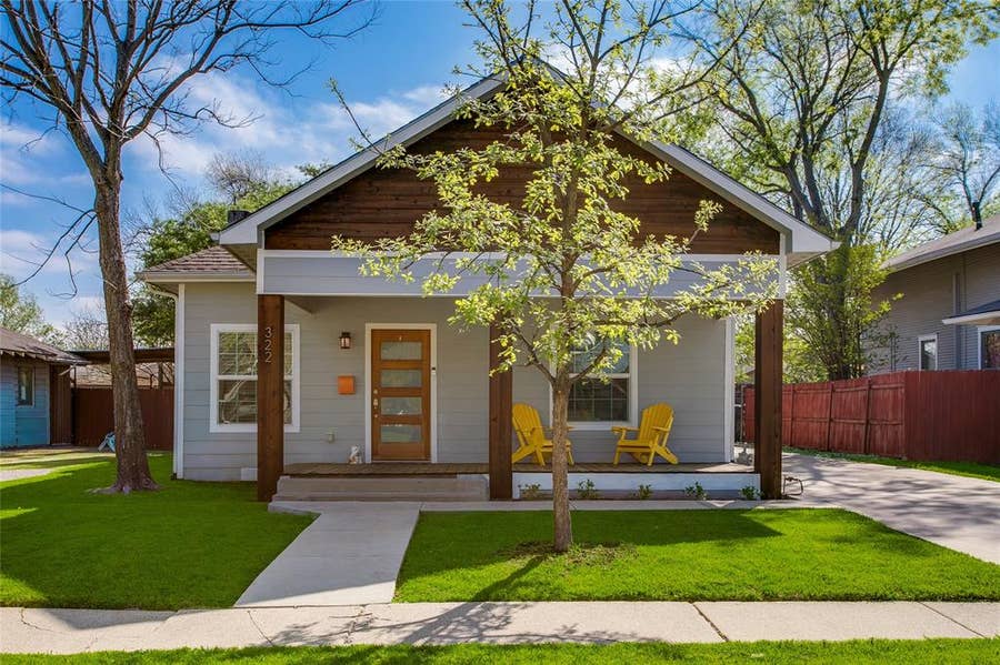 Property photo for 322 S Brighton Avenue, Dallas, TX