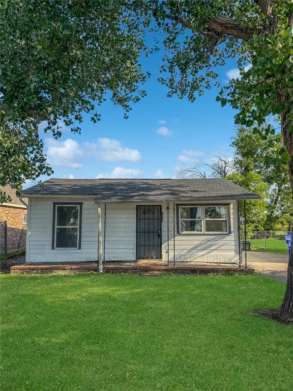 Property photo for 1013 Joe Bailey Street, Royse City, TX