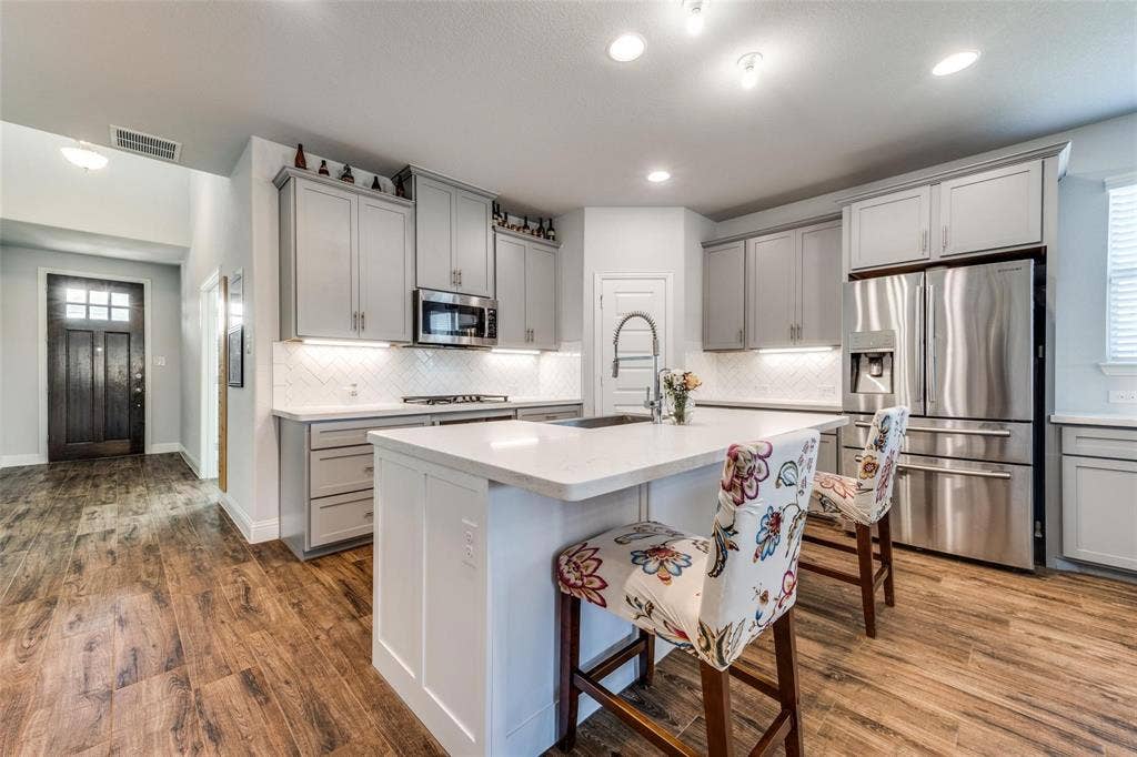 5490 Peregrine Lane, Prosper, TX 75078 5490 Peregrine Lane, Prosper, TX 75078