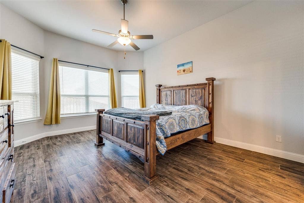5490 Peregrine Lane, Prosper, TX 75078 5490 Peregrine Lane, Prosper, TX 75078