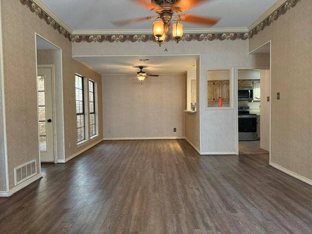 730 Monique Court, Cedar Hill, TX 75104 Living Dining