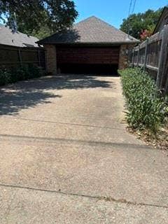 730 Monique Court, Cedar Hill, TX 75104 2 vehicles Alley Entrance