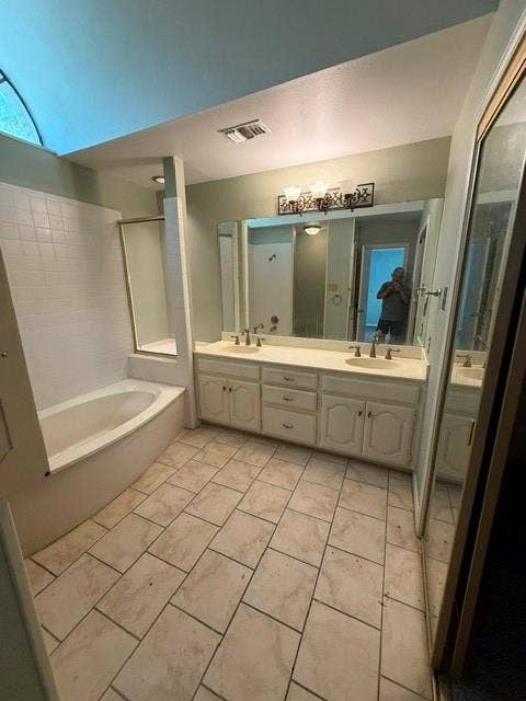 730 Monique Court, Cedar Hill, TX 75104 Primary