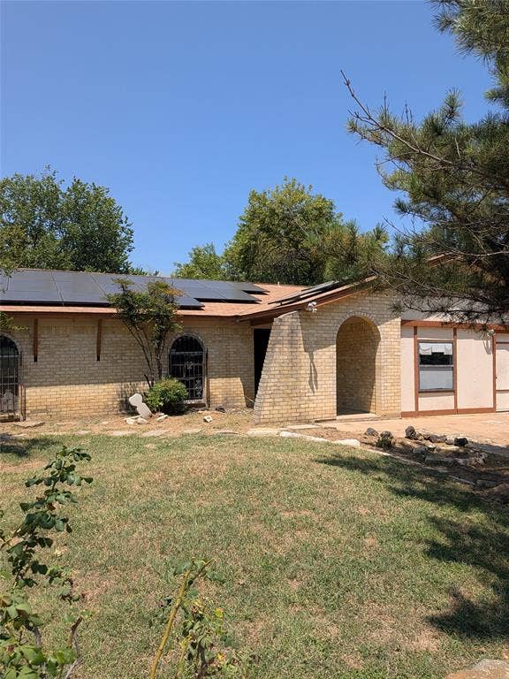 Property photo for 7501 Acapulco Road, Fort Worth, TX